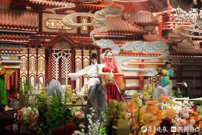 甜蜜经济青岛邮轮母港打造网红打卡地开元棋牌试玩婚姻登记+邮轮文旅解锁(图3)