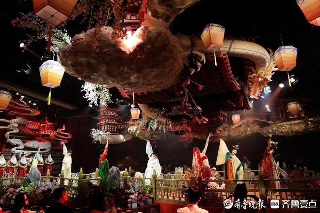 甜蜜经济青岛邮轮母港打造网红打卡地开元棋牌试玩婚姻登记+邮轮文旅解锁(图5)